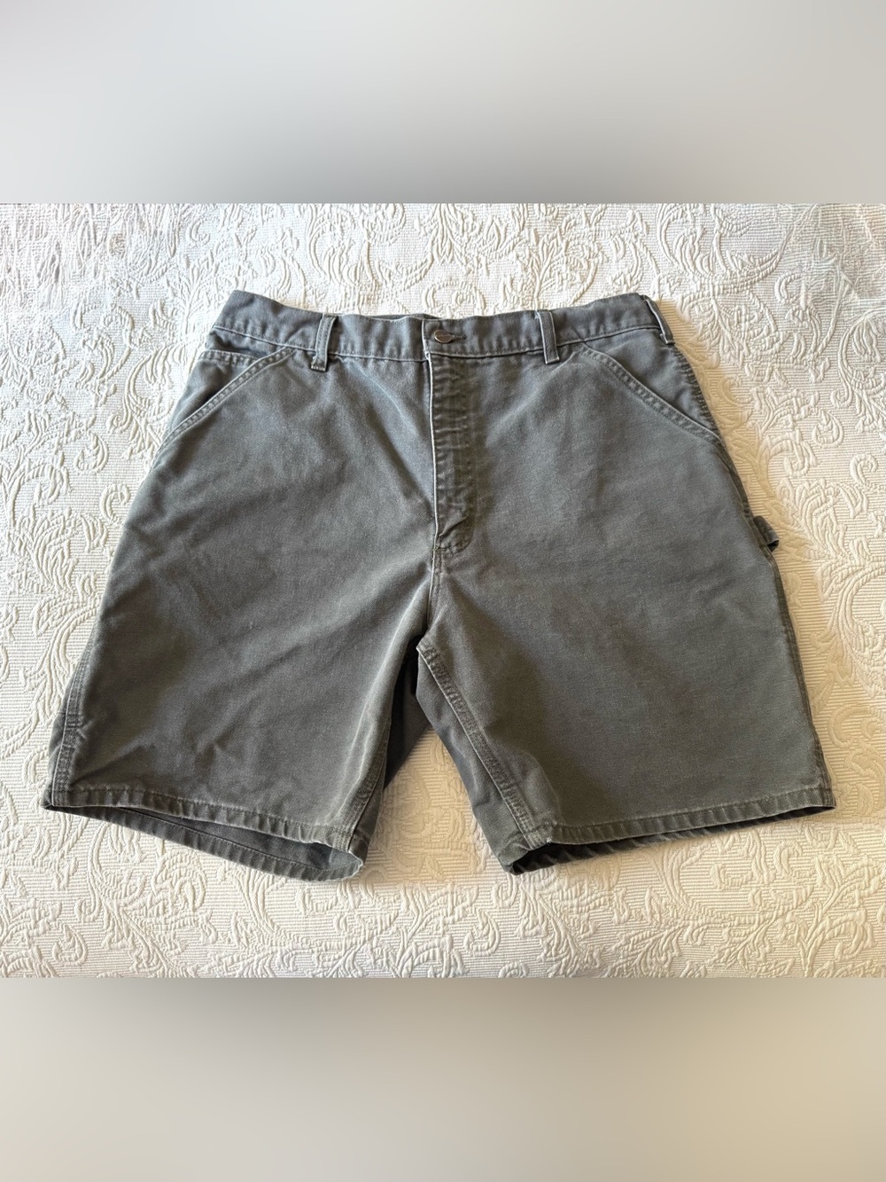 2012 Carhartt Men's B25 Moss Green Washed Duck Work Carpenter Shorts Size 36